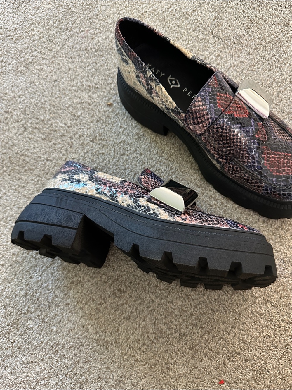 Katy Perry geli combat loafers size 8M in red: purple multi snakeskin print - Picture 2 of 6